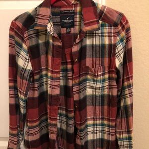 American eagle flannel button up